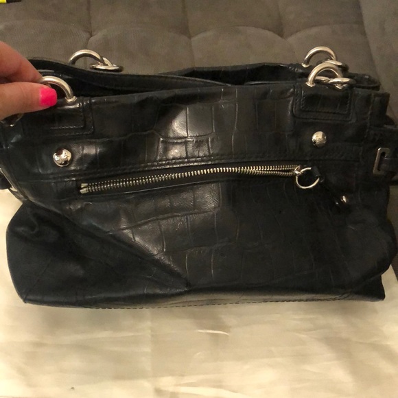 Coach Peyton Croc Embossed Patent Leather - Picture 4 of 5